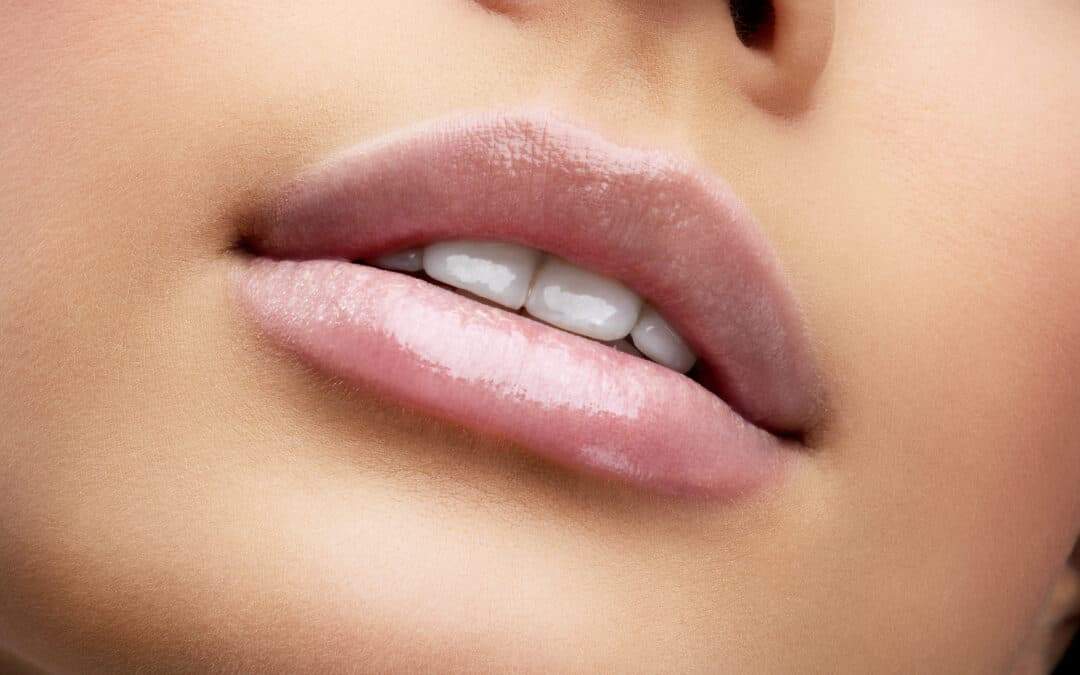 Make Your Lips Kissable This Valentine’s